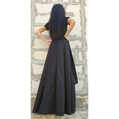 Long Flow Skirt with Pockets & Zipper – Soft Stretch Fabric, Wide Elastic Waist