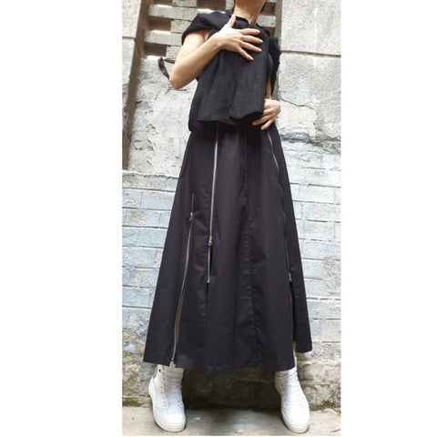 Gabardine Skirt with Metal Zipper & Wide Elastic Waist – Casual or Formal